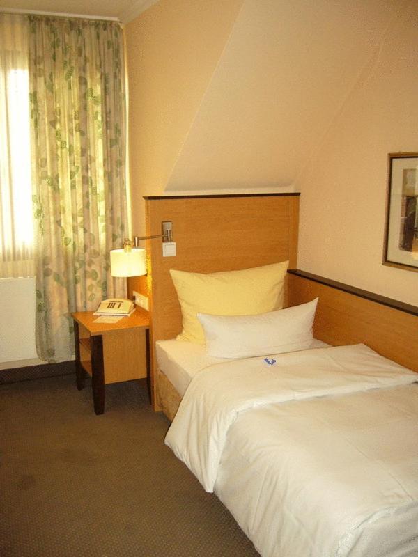 Hotel Gasthof Vogelsang Zellingen Luaran gambar