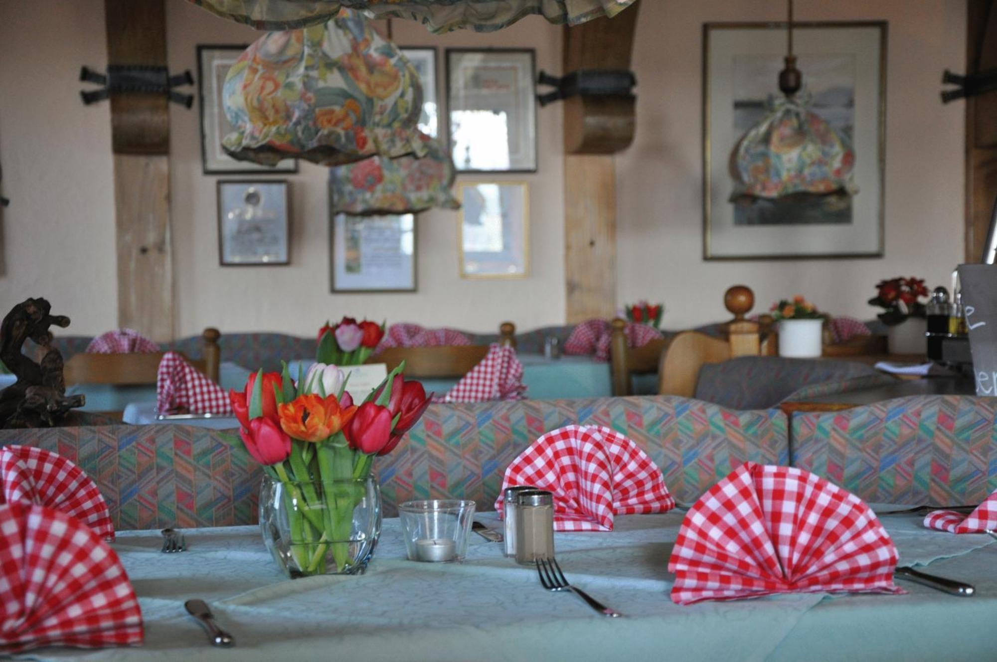 Hotel Gasthof Vogelsang Zellingen Luaran gambar