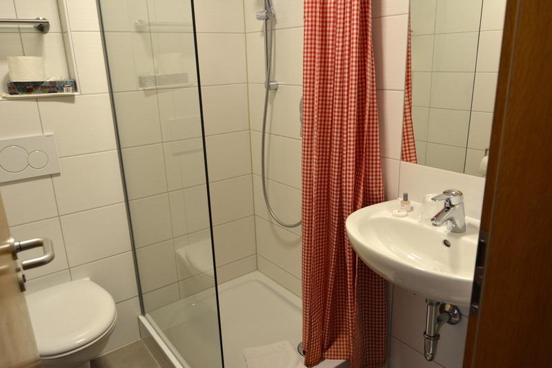 Hotel Gasthof Vogelsang Zellingen Luaran gambar